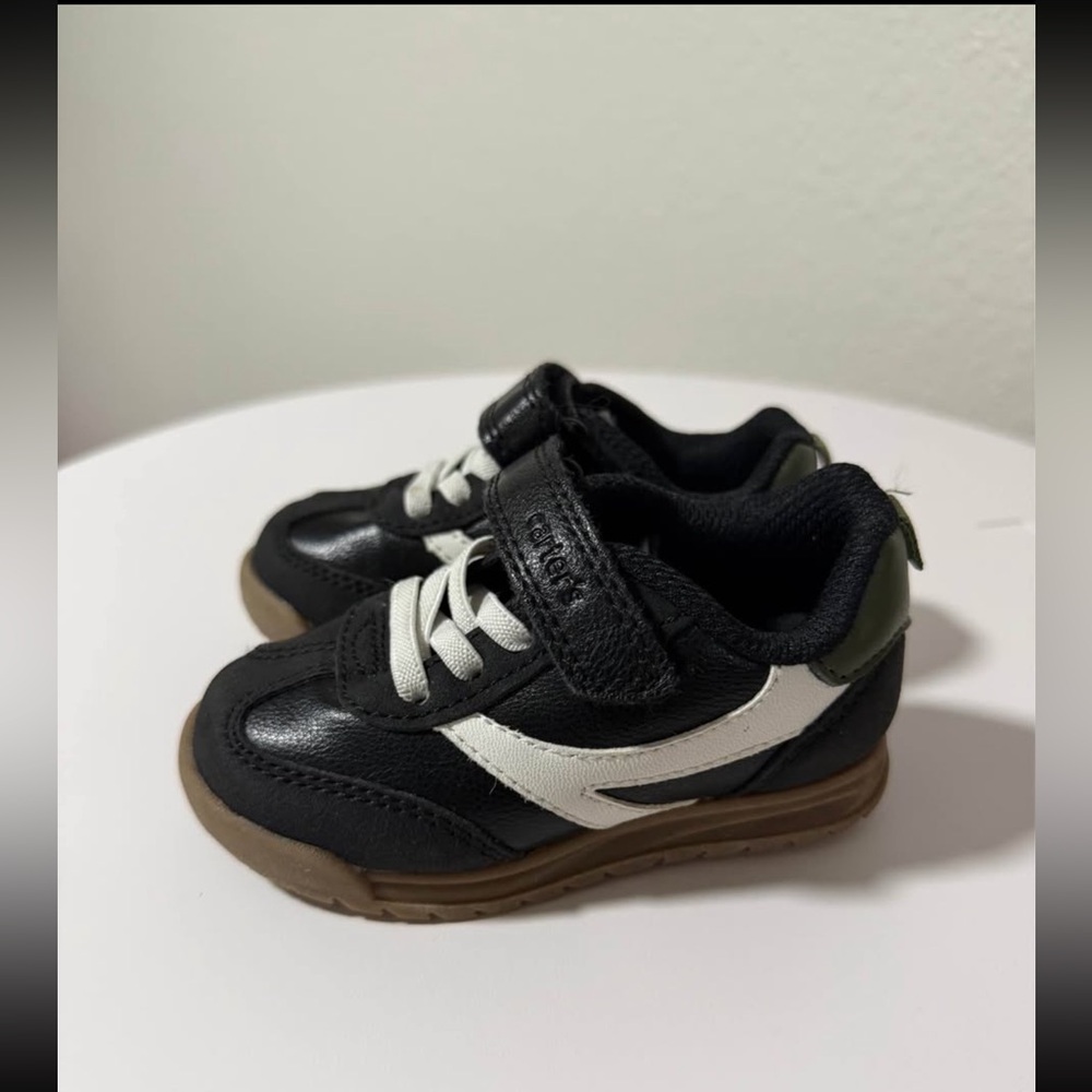 Carters Kids' Remi Sneaker Toddler Size 5